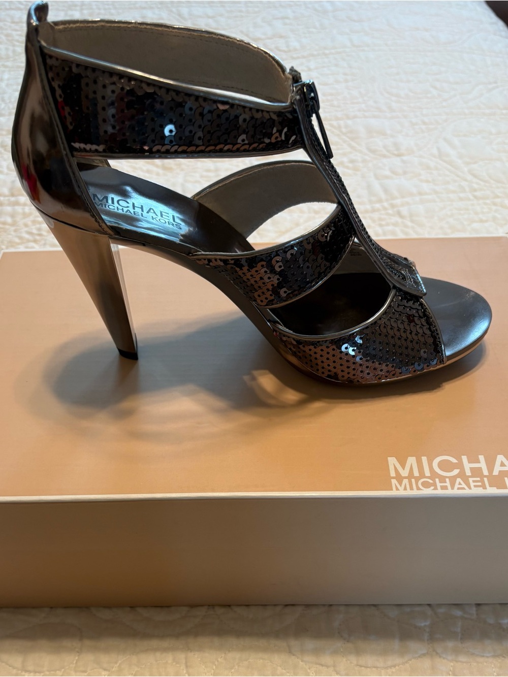 NWOT Michael Kors Grey Sequin T-Strap High Heel Sandal